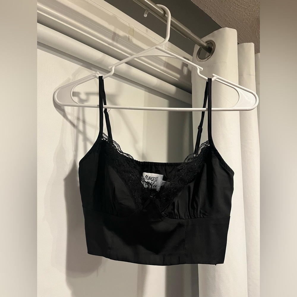 Princess Polly Old School Lace Crop Top - Black